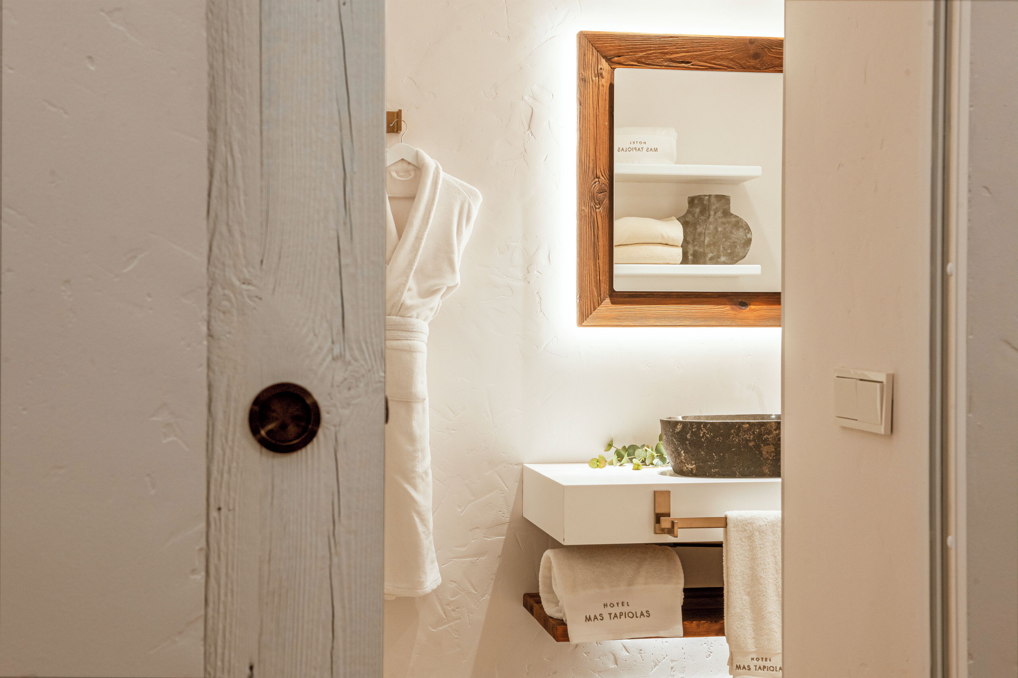 1 bedroom, premium bedding, minibar, in-room safe