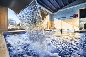 Sauna, hot tub, steam room, body treatments, body scrubs, facials