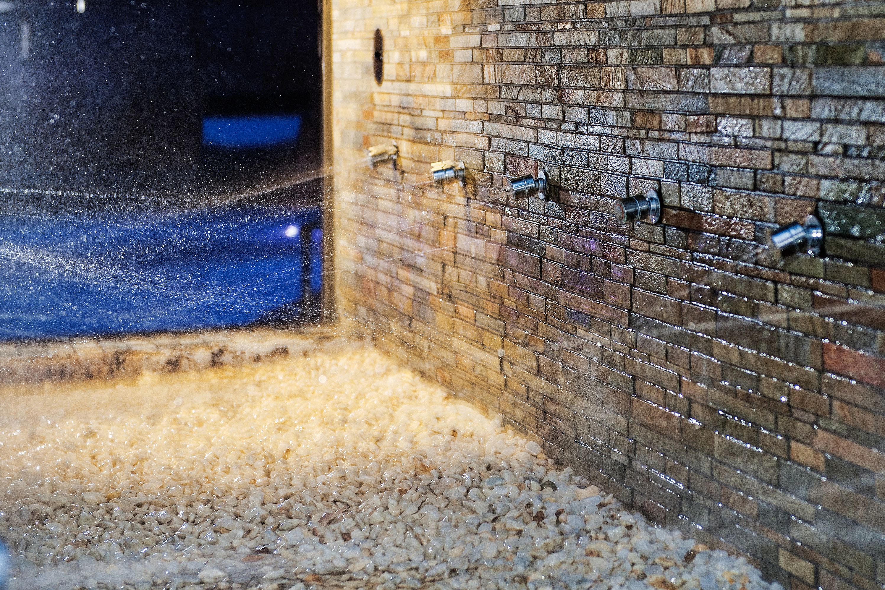 sauna, hot tub, steam room, body treatments, body scrubs, facials