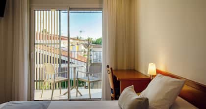 Hotel Medes II