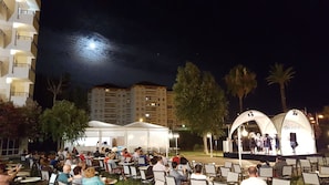 Poolbar