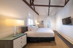 Frenchman Executive Suite | Ropa de cama de alta calidad, edredón y camas con pillow-top 