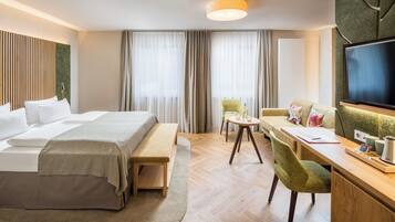 Comfort-Doppelzimmer | Allergikerbettwaren, Minibar, Zimmersafe, Schreibtisch