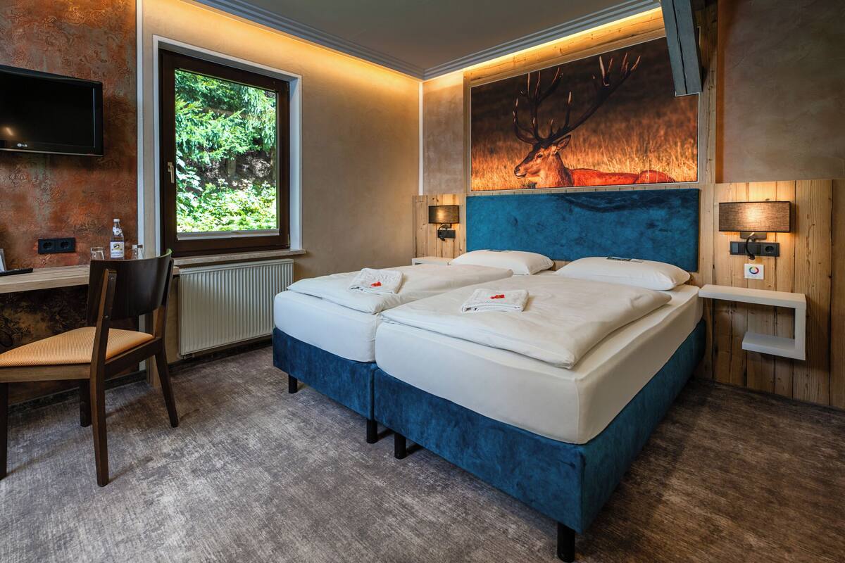 Comfort Double Room | Free WiFi, bed sheets