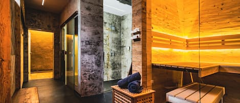 Sauna, hot tub, steam room, massages