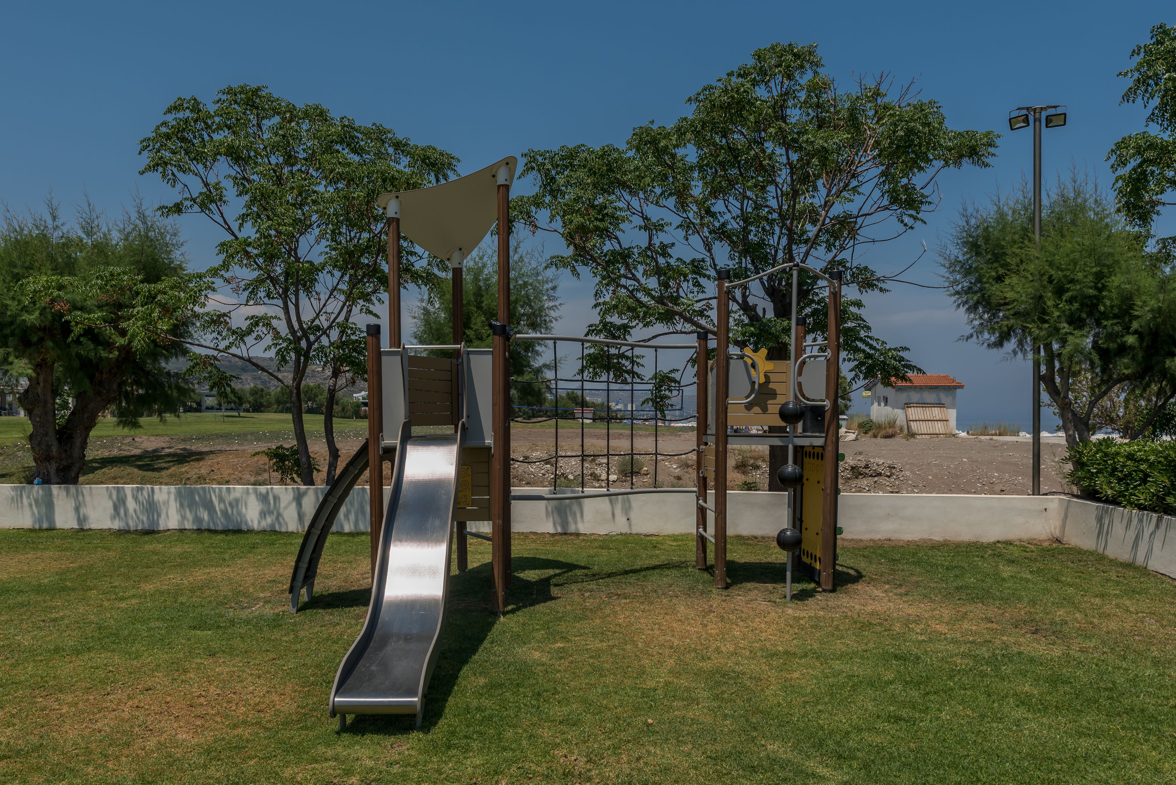 children’s play area – outdoor