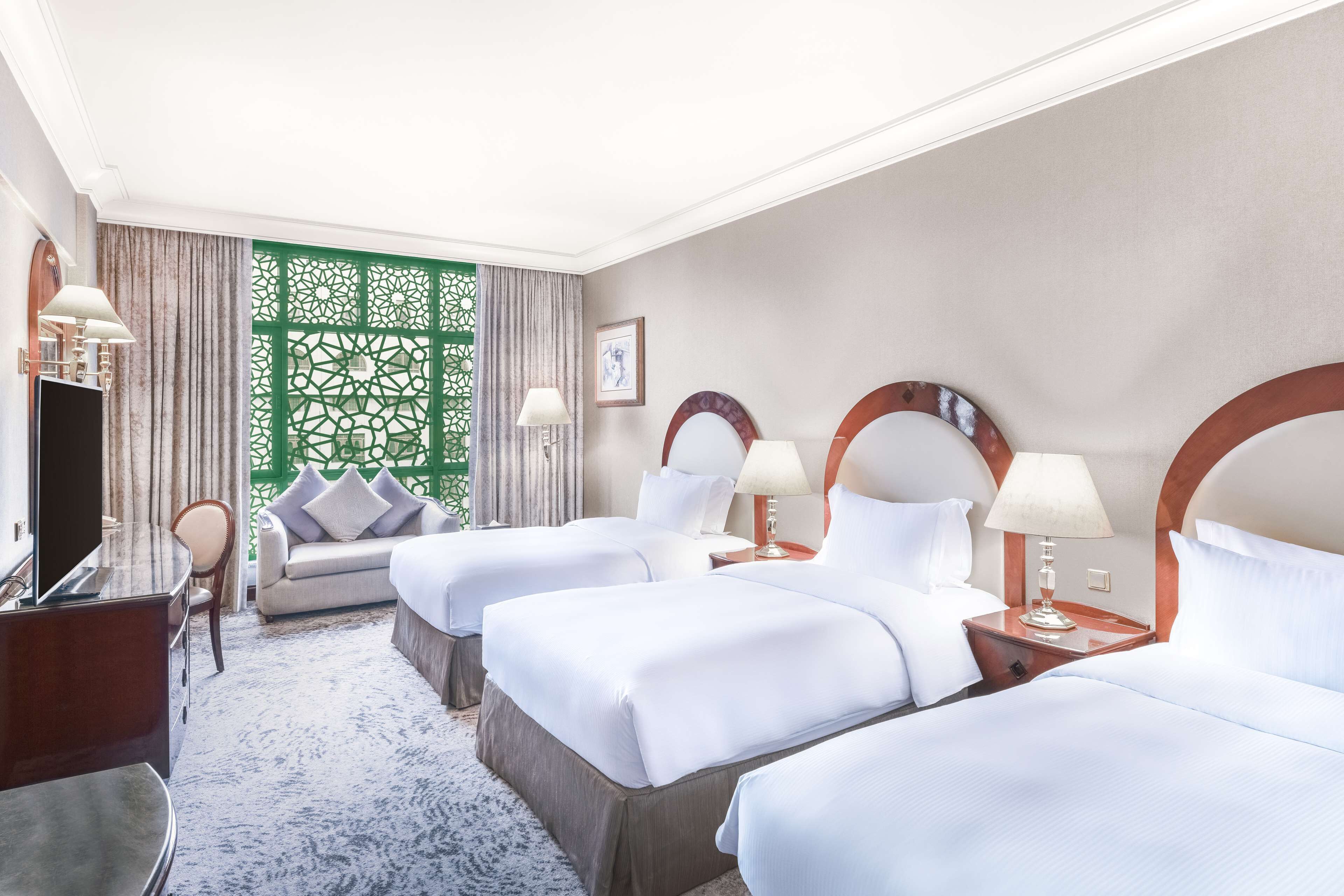 Tremannsrom – deluxe (Hilton Plus)