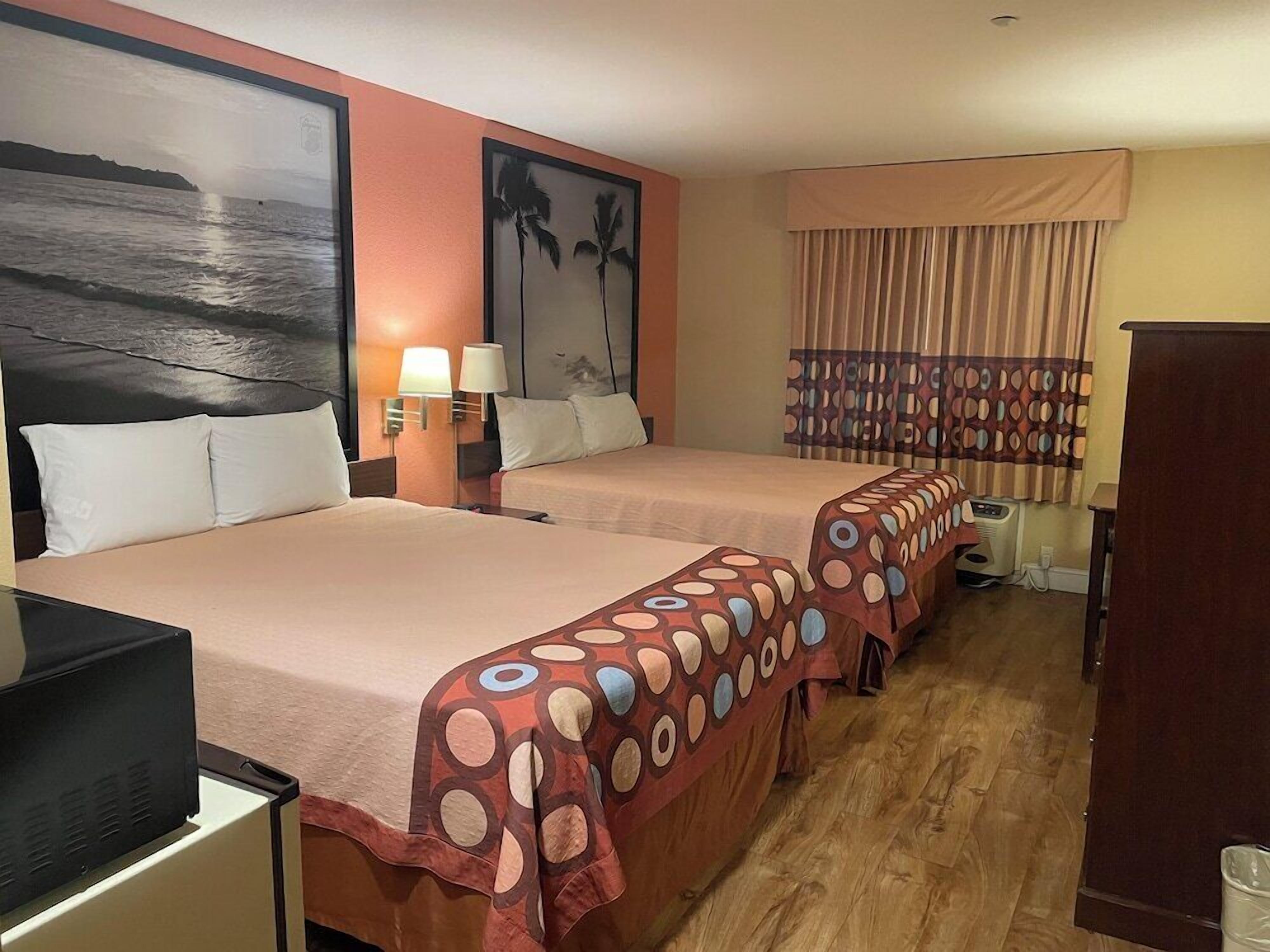 Desk, blackout drapes, iron/ironing board, free WiFi
