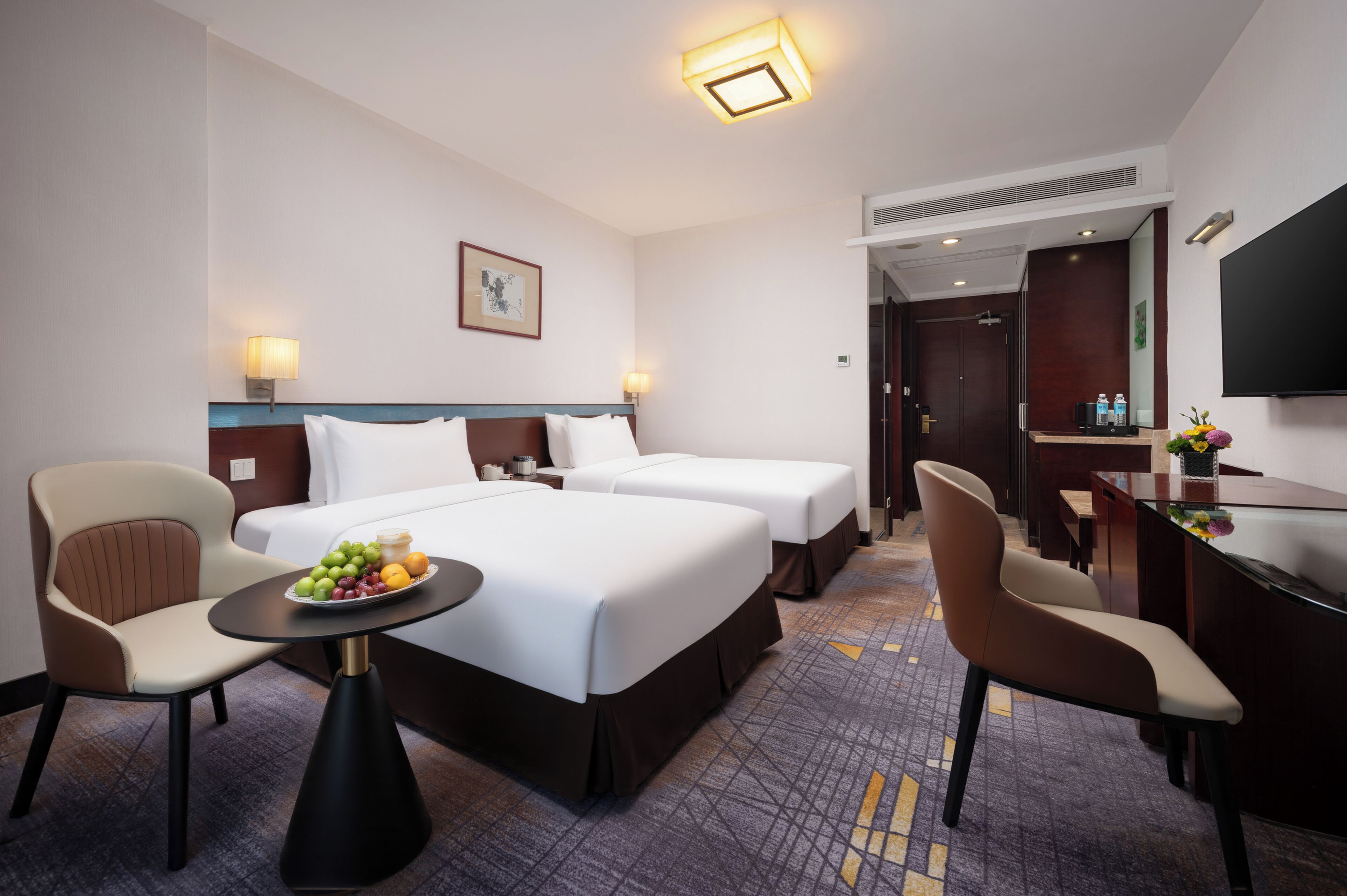 Quarto duplo executivo | Roupas de cama premium, frigobar, cofres nos quartos