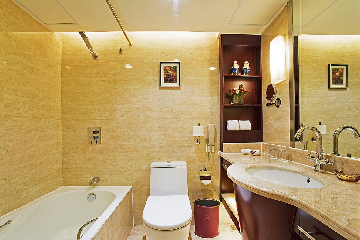 combined shower/bathtub, rainfall showerhead, designer toiletries