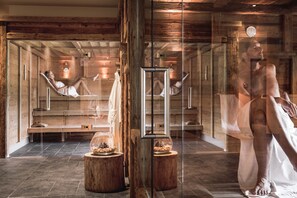 Couples treatment room(s), sauna, hot tub, steam room, body treatments