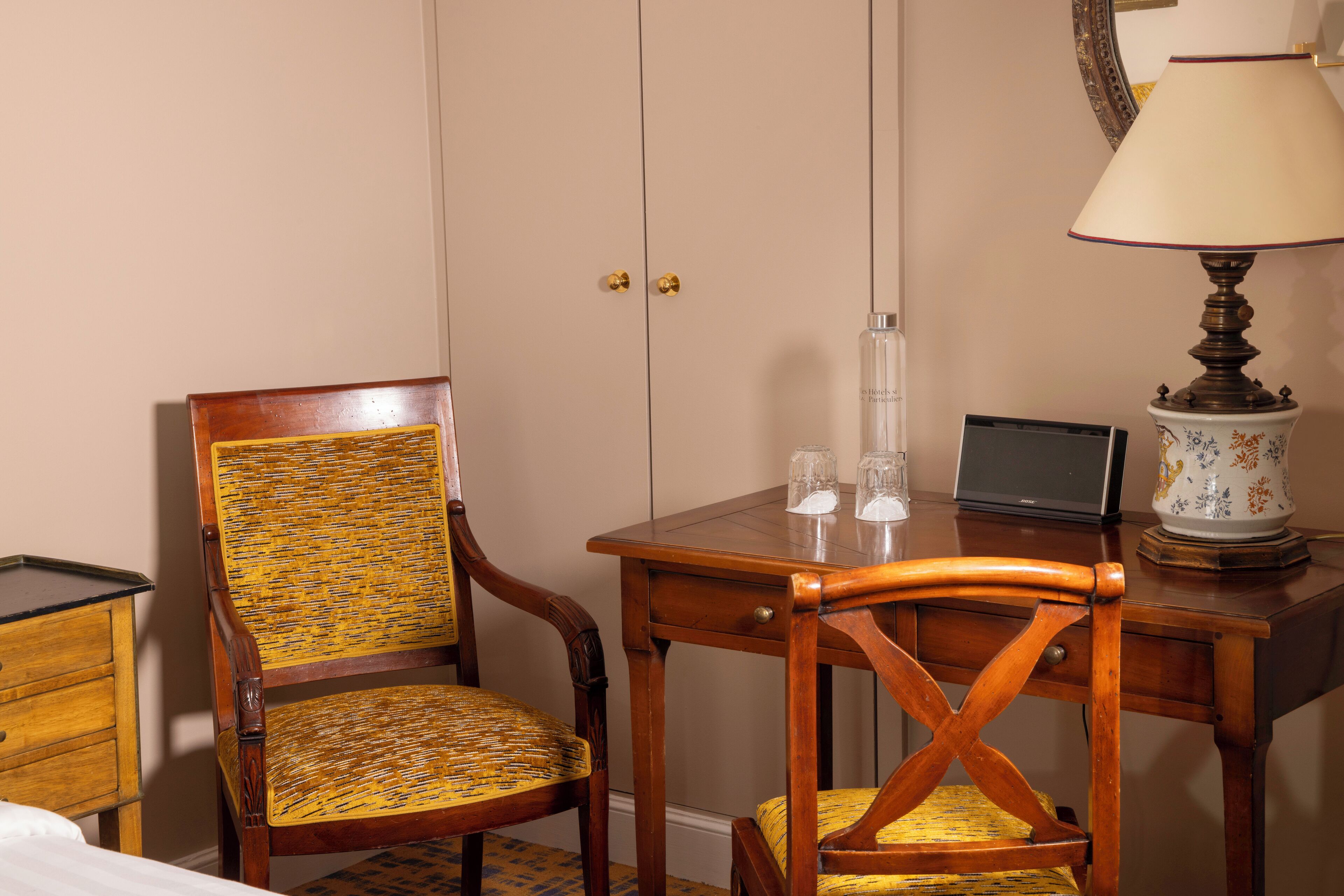 comfort room (twin upon request before arrival) | 2 bedrooms, premium bedding, minibar, in-room safe