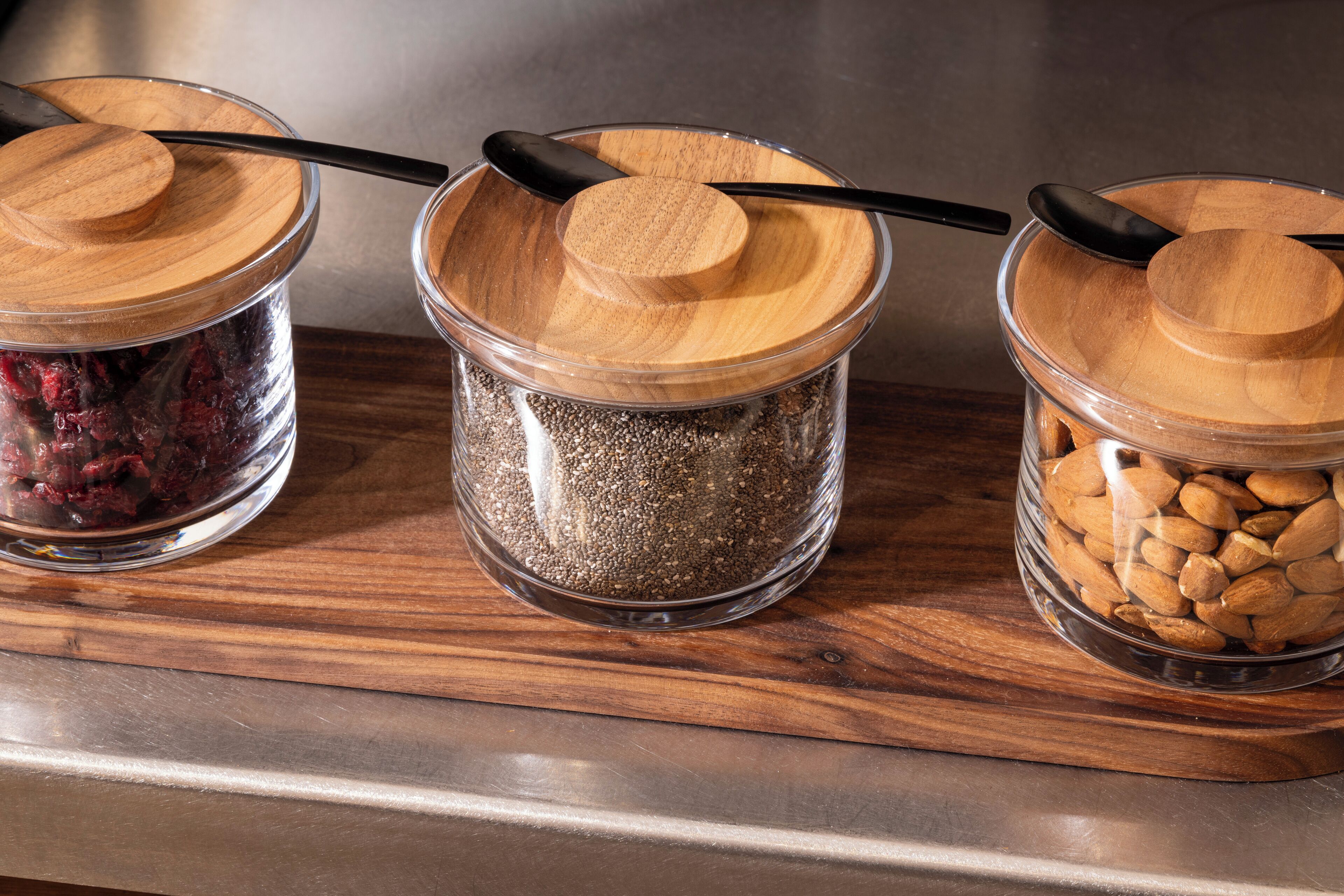 daily buffet breakfast (eur 25 per person)