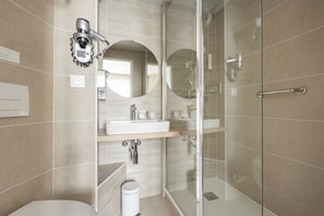 Comfort Double or Twin Room | Bathroom | Hair dryer, towels