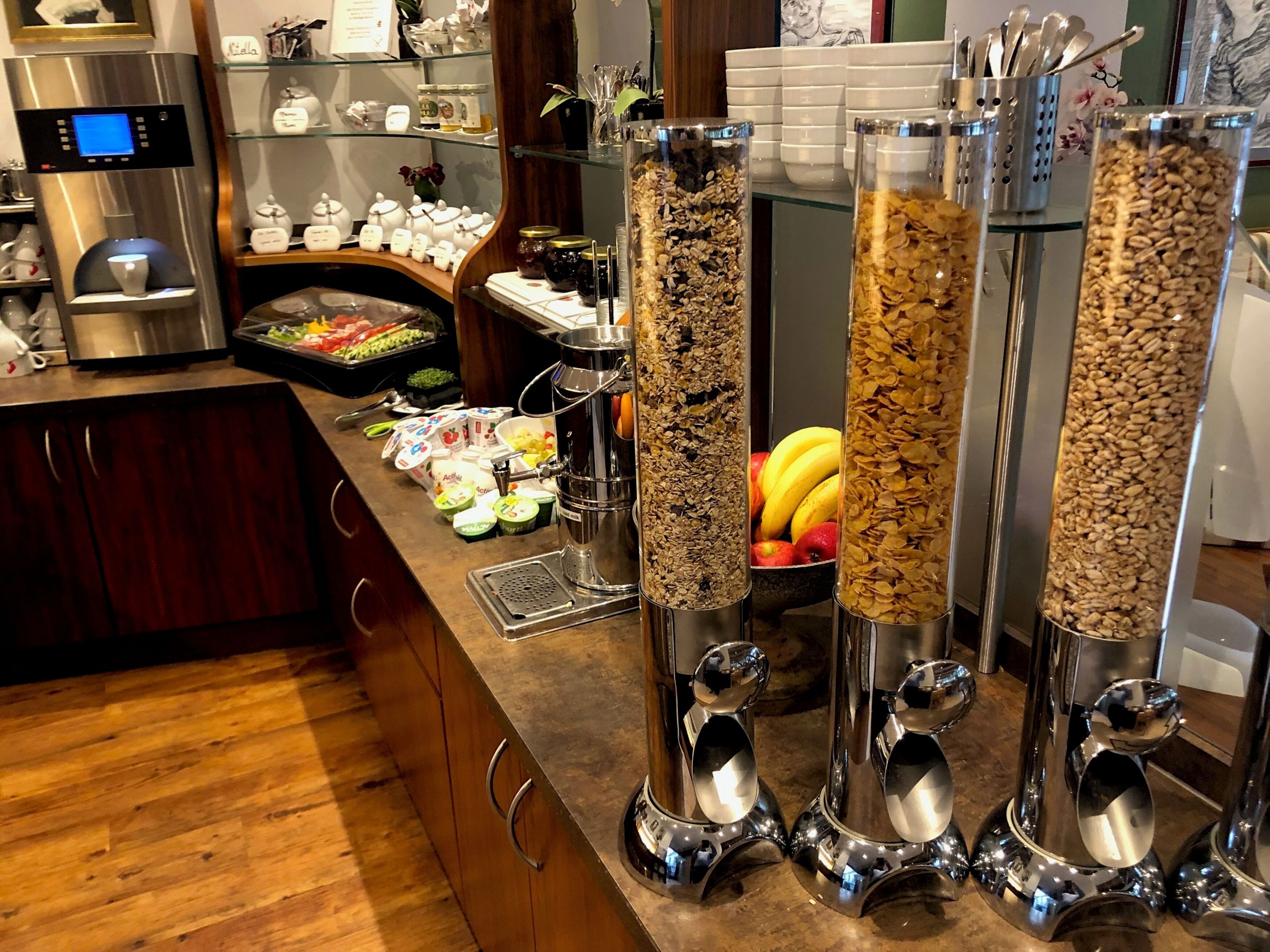 daily buffet breakfast (eur 19.90 per person)