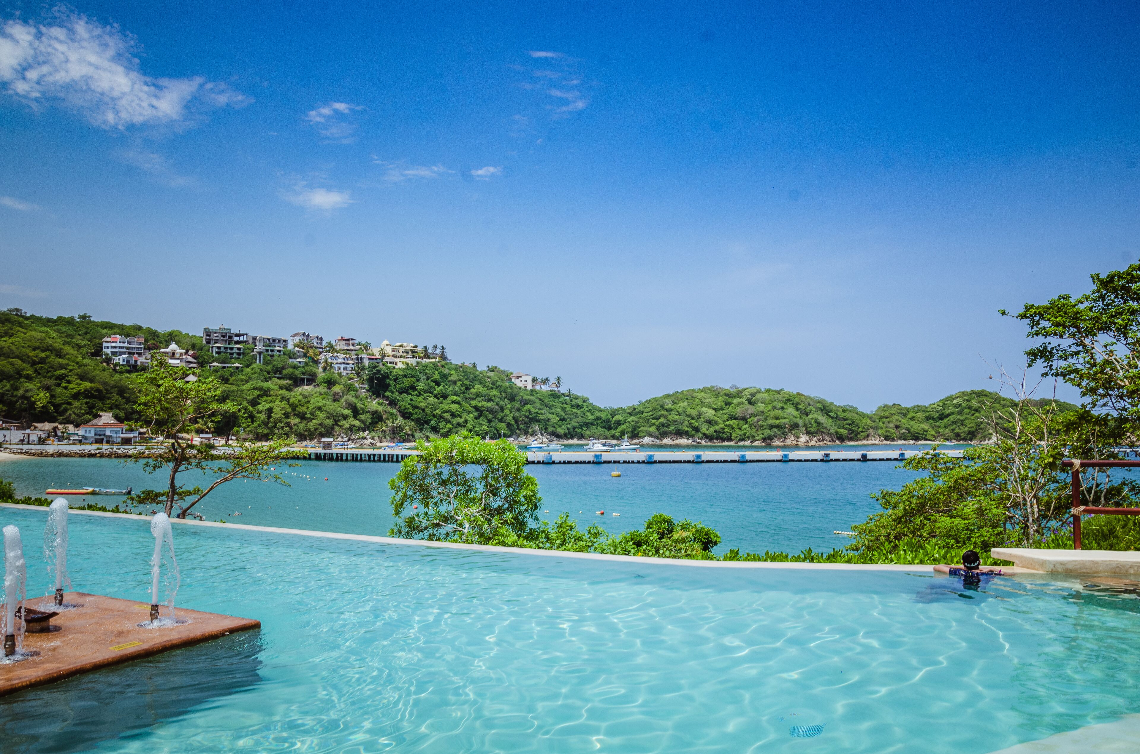 Photo - Binniguenda Huatulco & Beach Club