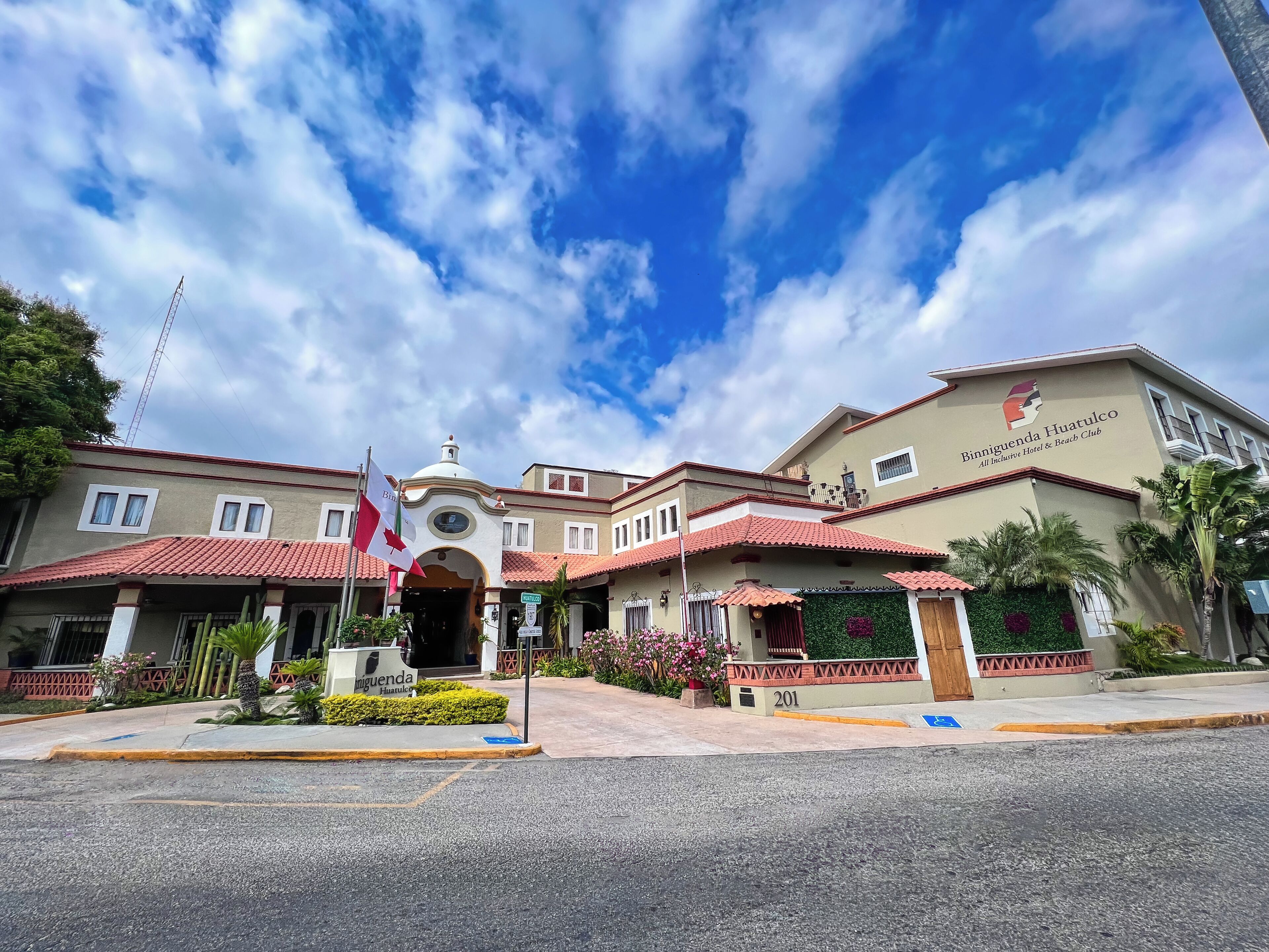 Photo - Binniguenda Huatulco & Beach Club