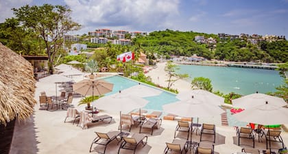 Binniguenda Huatulco & Beach Club