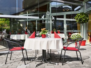 Terrace/patio - Hotel Restaurant Lamm (Ostfildern)