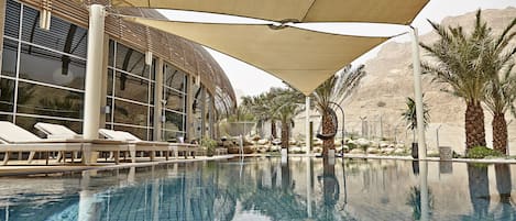 Außenpool (je nach Saison geöffnet)