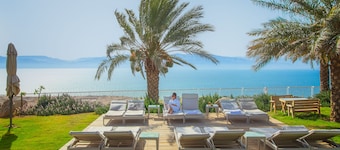 Ein Gedi Kibbutz Hotel