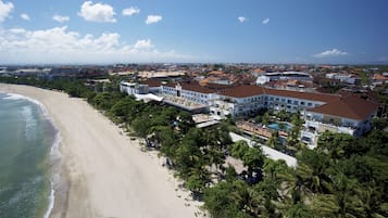 Suite ejecutiva | Vista a la playa o el mar