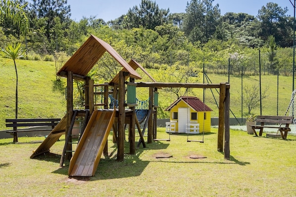 Children's play area - outdoor
