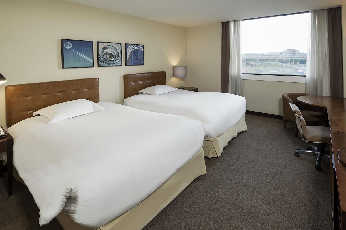Superior Room, 2 Single Beds, Bathtub