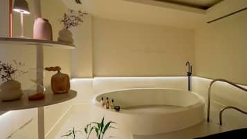 Aromaterapia, masajes con piedras calientes, masajes de tejido profundo