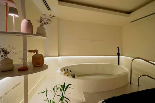 Aromatherapy, hot stone massages, deep-tissue massages, sports massages