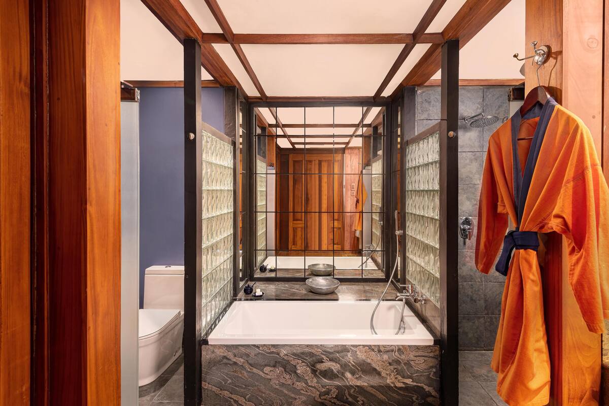 luxury rooms - main wing | bathroom | separate bathtub and shower, free toiletries, hair dryer, bathrobes