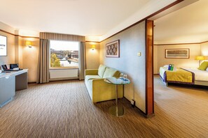 1 bedroom, in-room safe, desk, laptop workspace