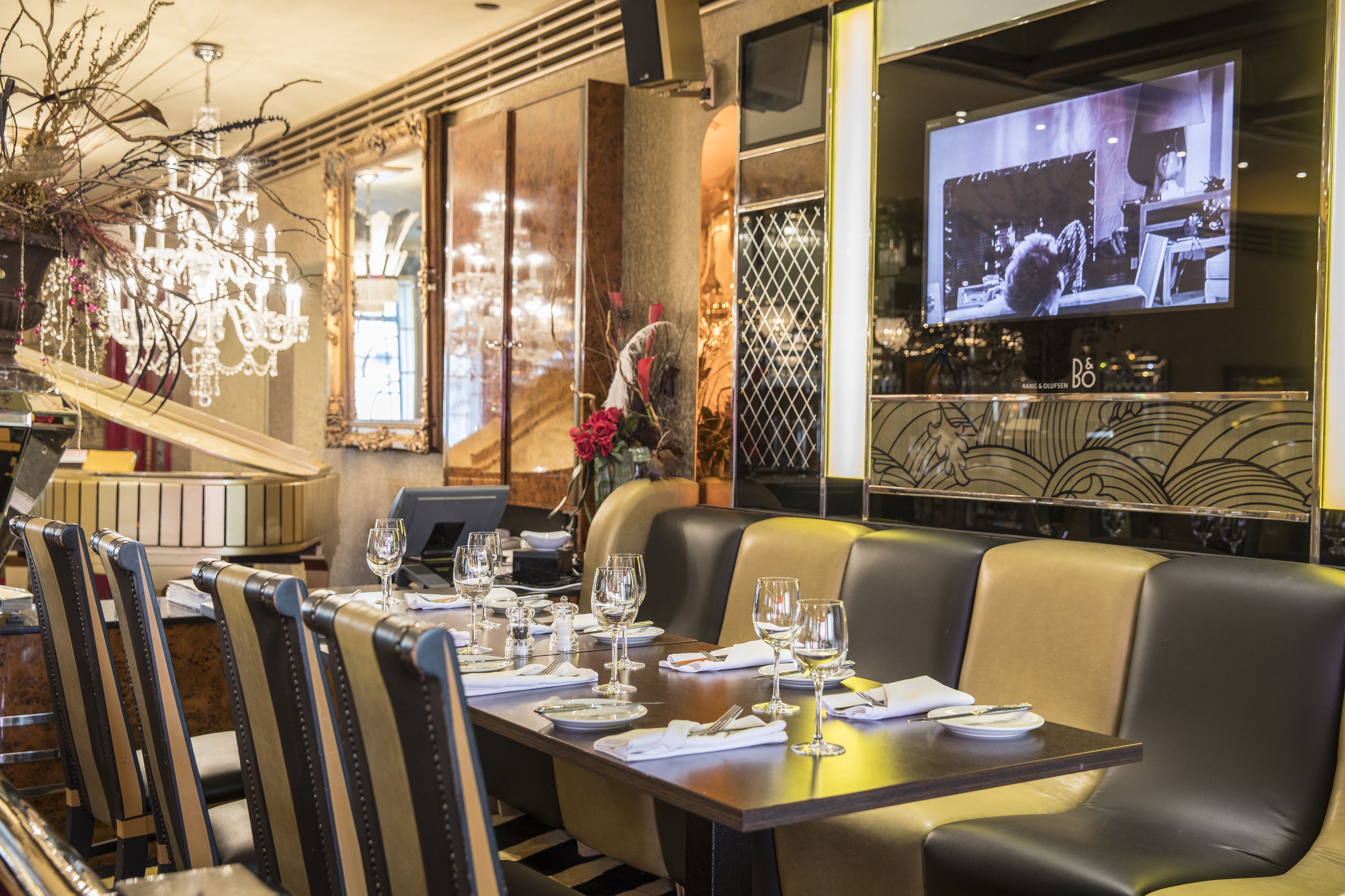 lunch and dinner served, british cuisine