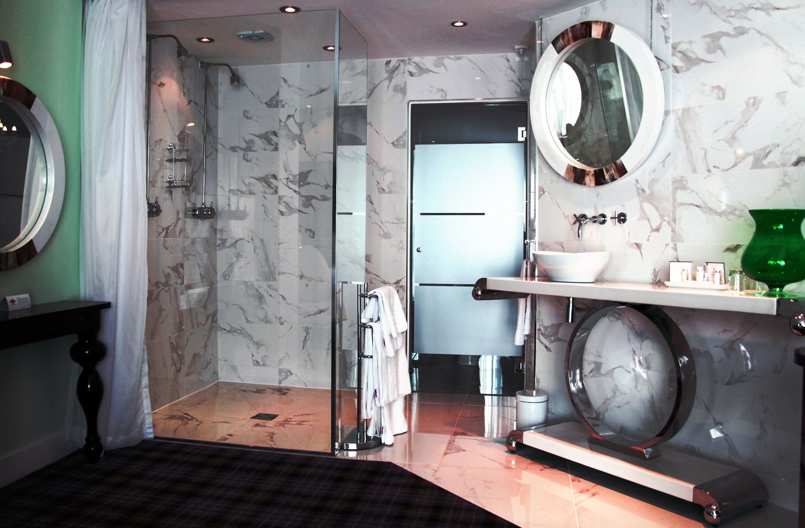 superior deluxe double room, non smoking | hypo-allergenic bedding, desk, blackout curtains, iron/ironing board