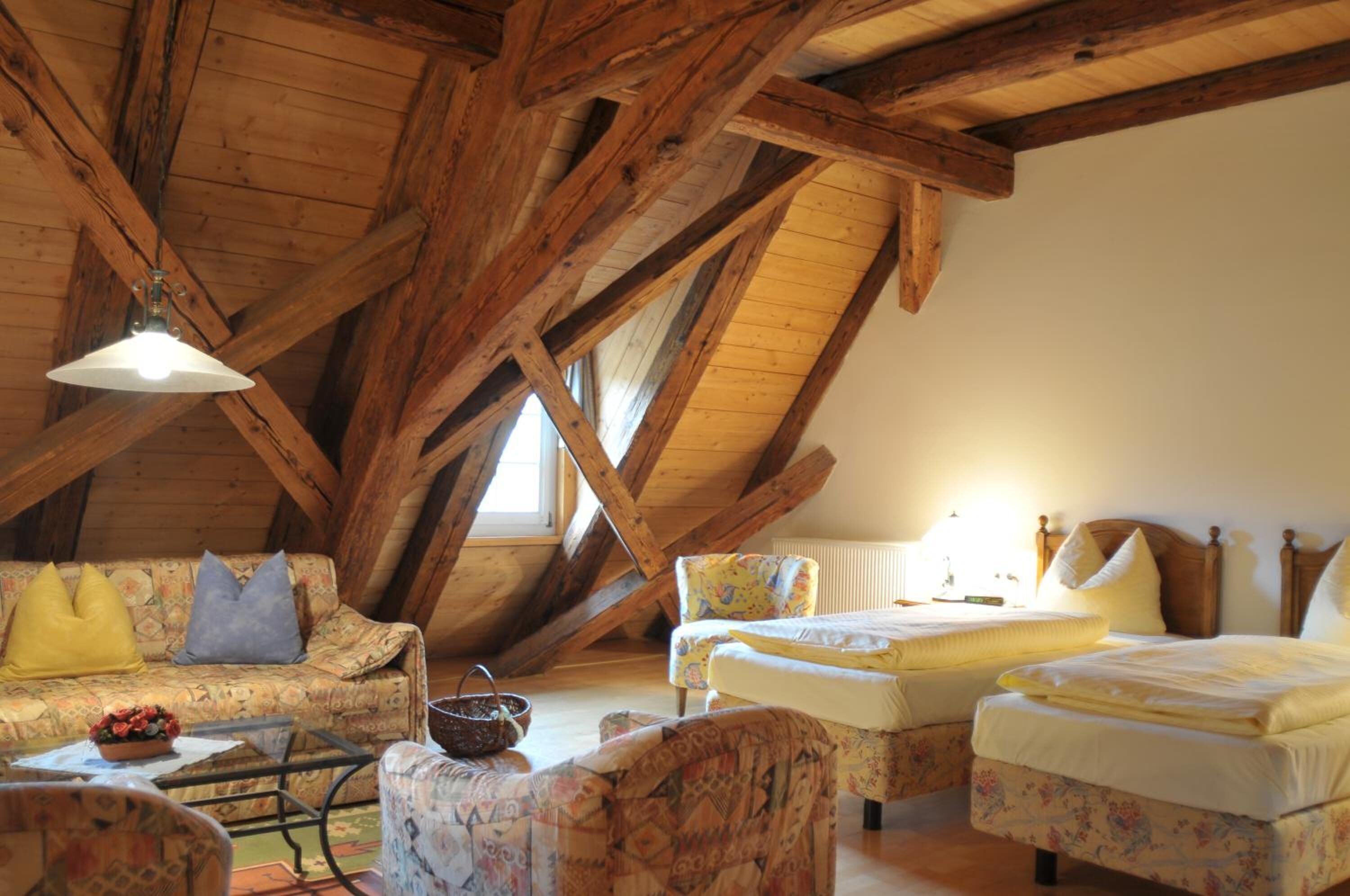 1 habitación, escritorio y insonorización 