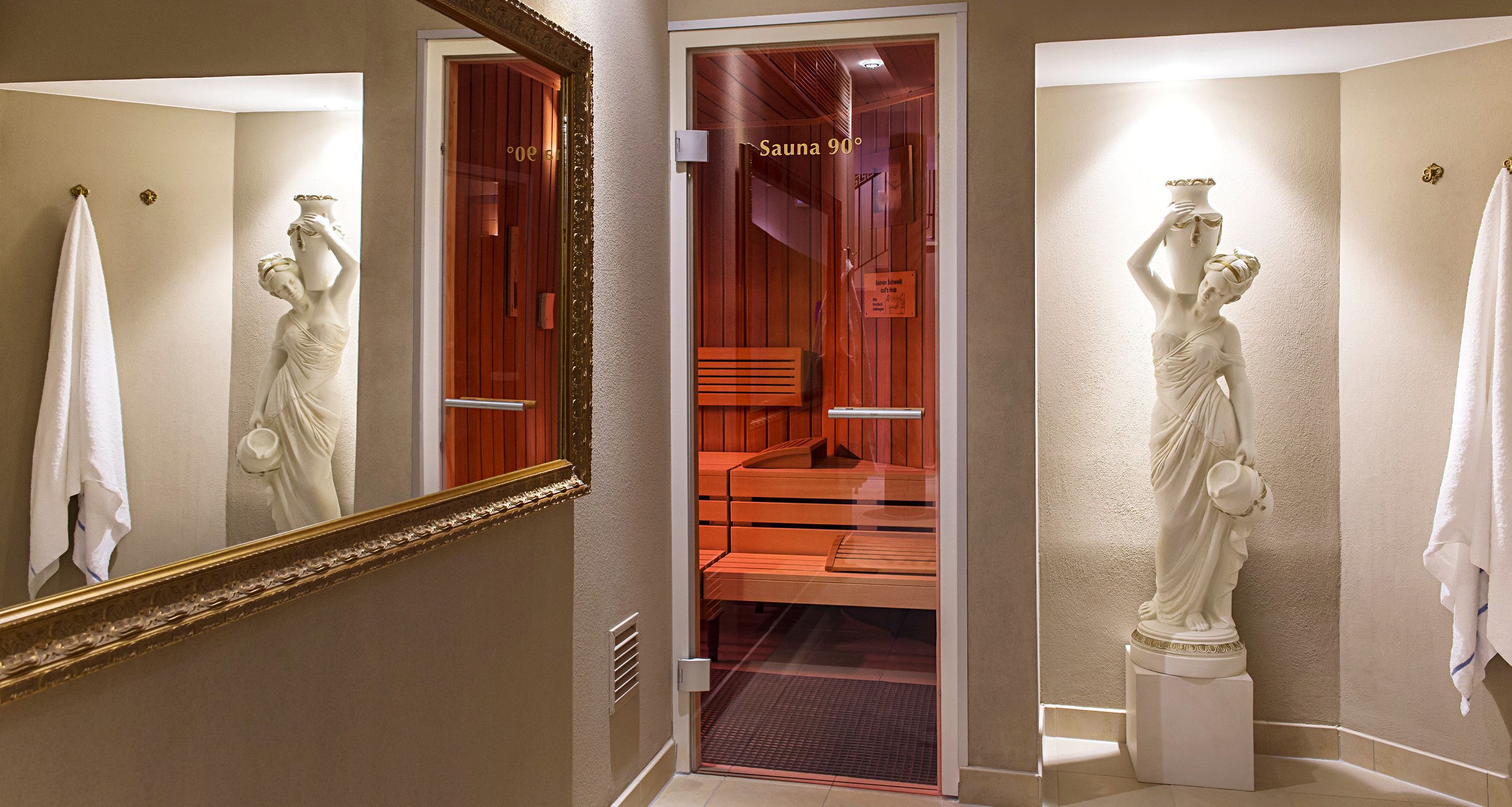 couples treatment room(s), sauna, hot tub, steam room, body treatments