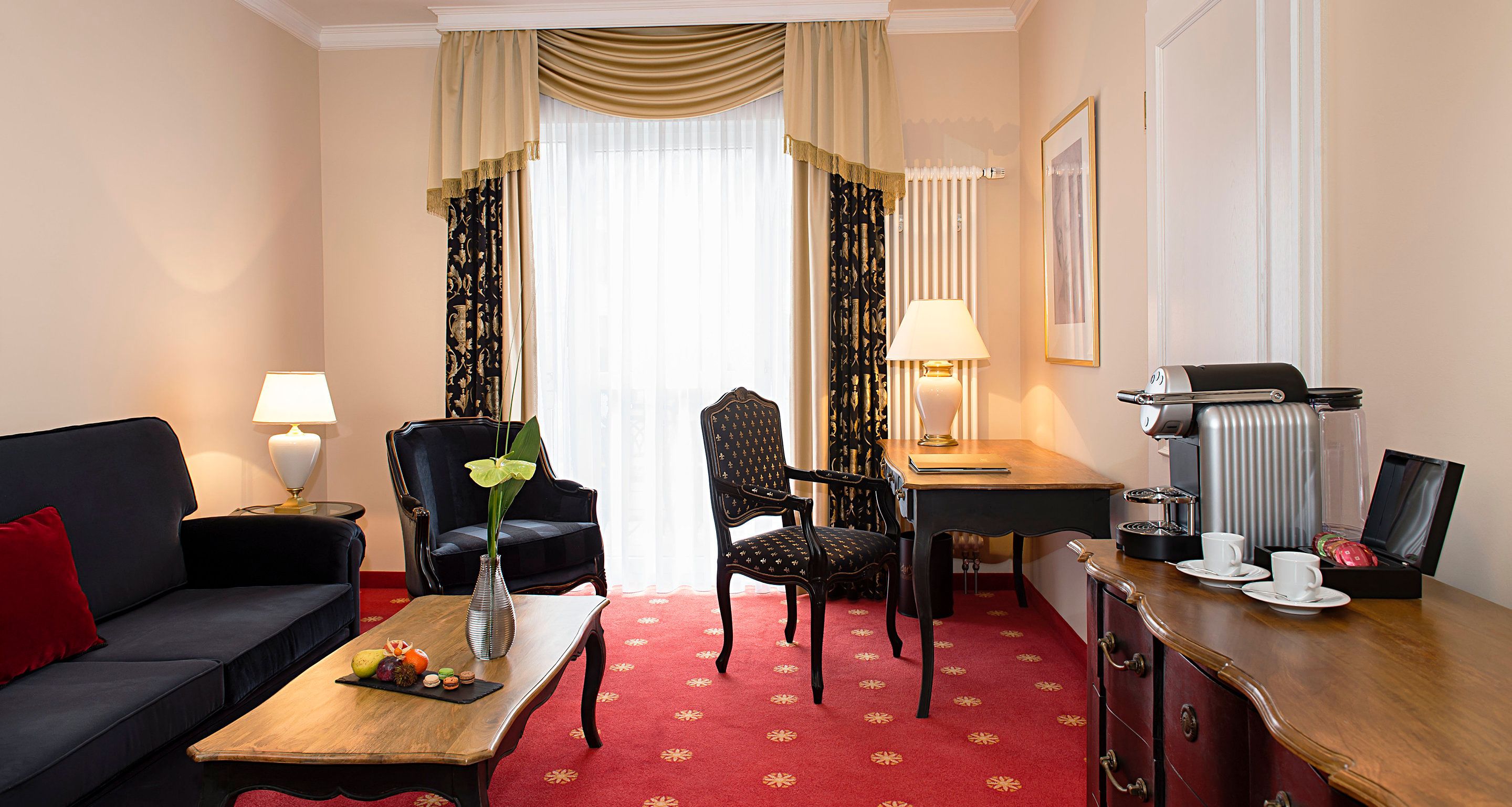 32-inch lcd tv with satellite channels, tv