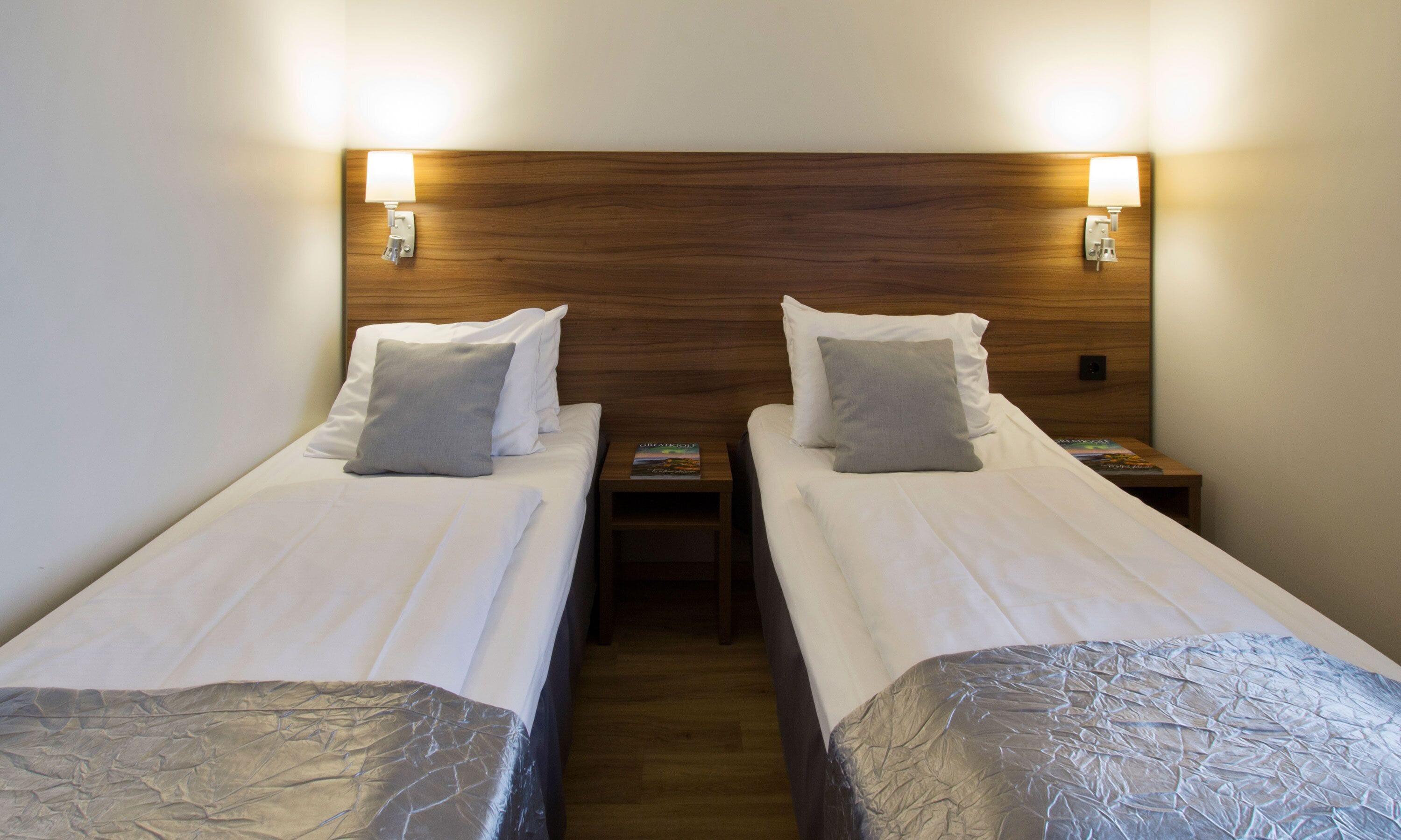 Individueel gedecoreerd, individueel gemeubileerd, een bureau