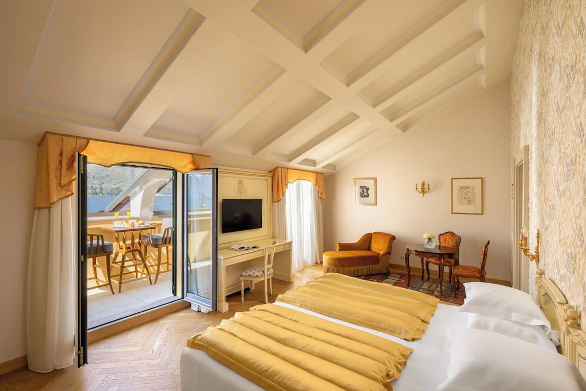 Classic Double or Twin Room, Lake View