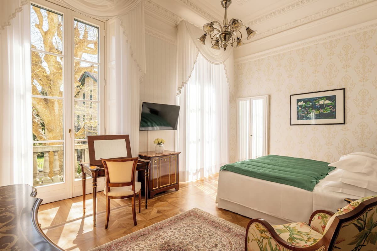 Classic Double or Twin Room (Park / Town View) | View from room