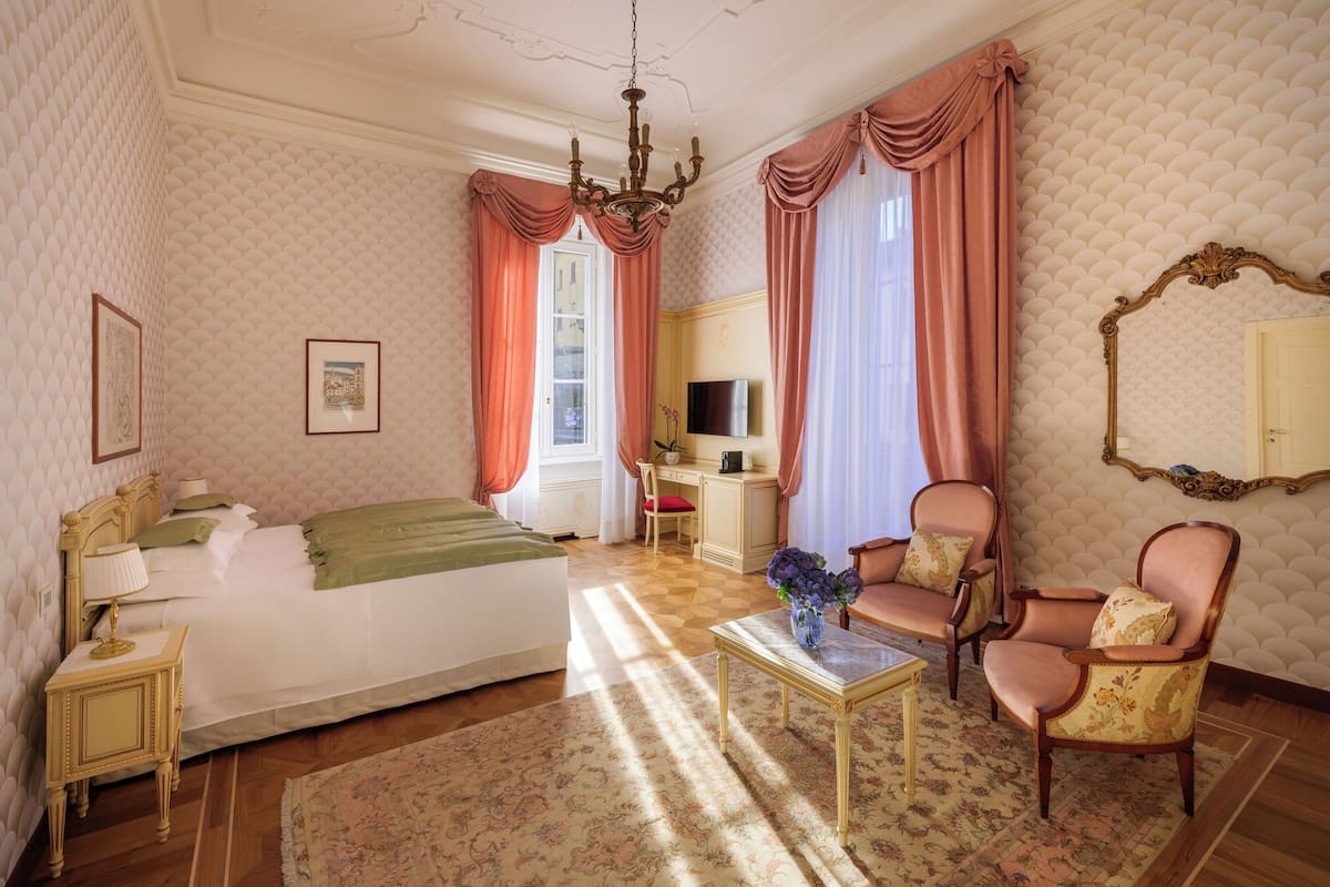 Deluxe Double or Twin Room (Park / Town View) | View from room