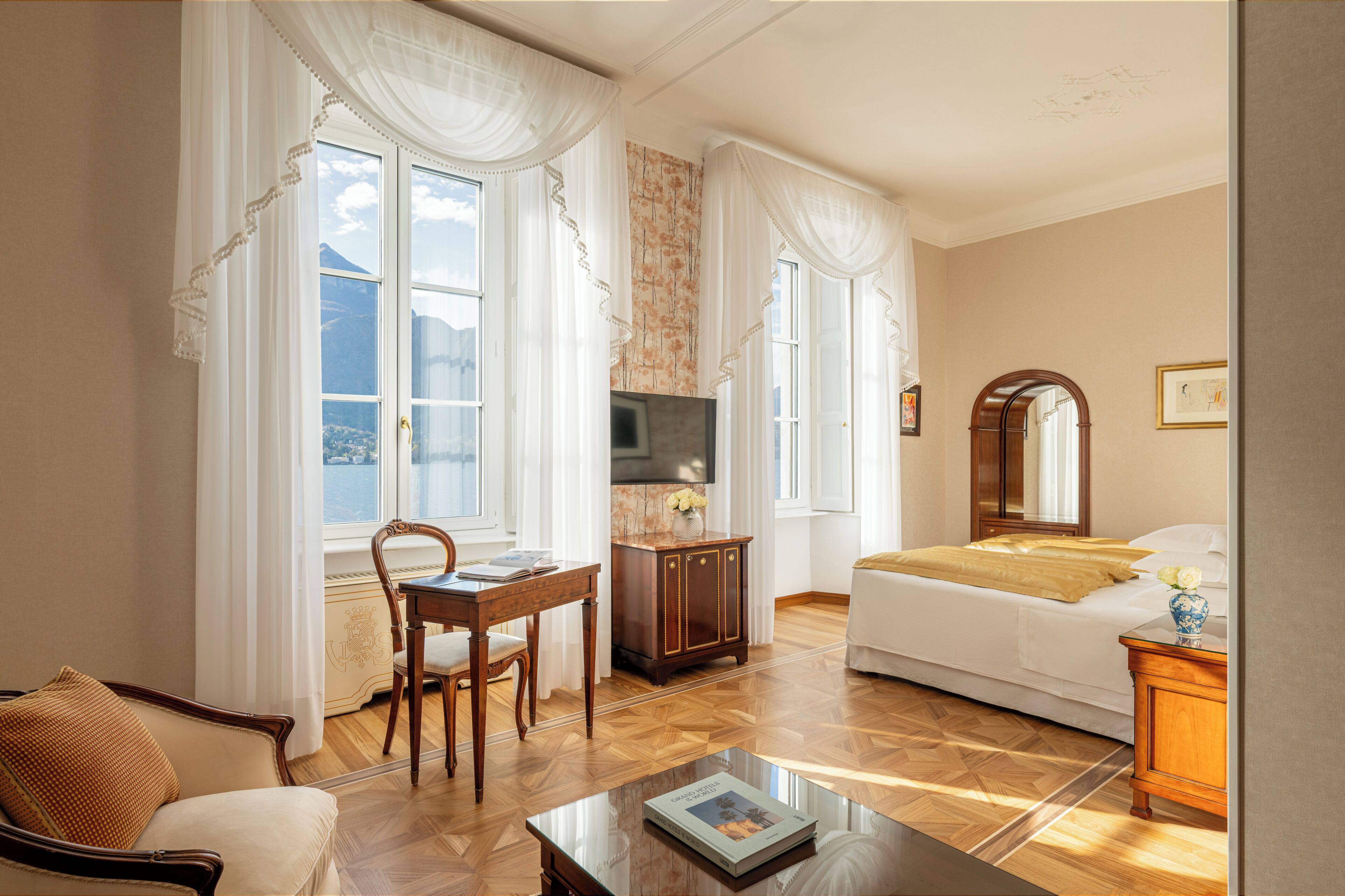 Deluxe Double or Twin Room, Lake View