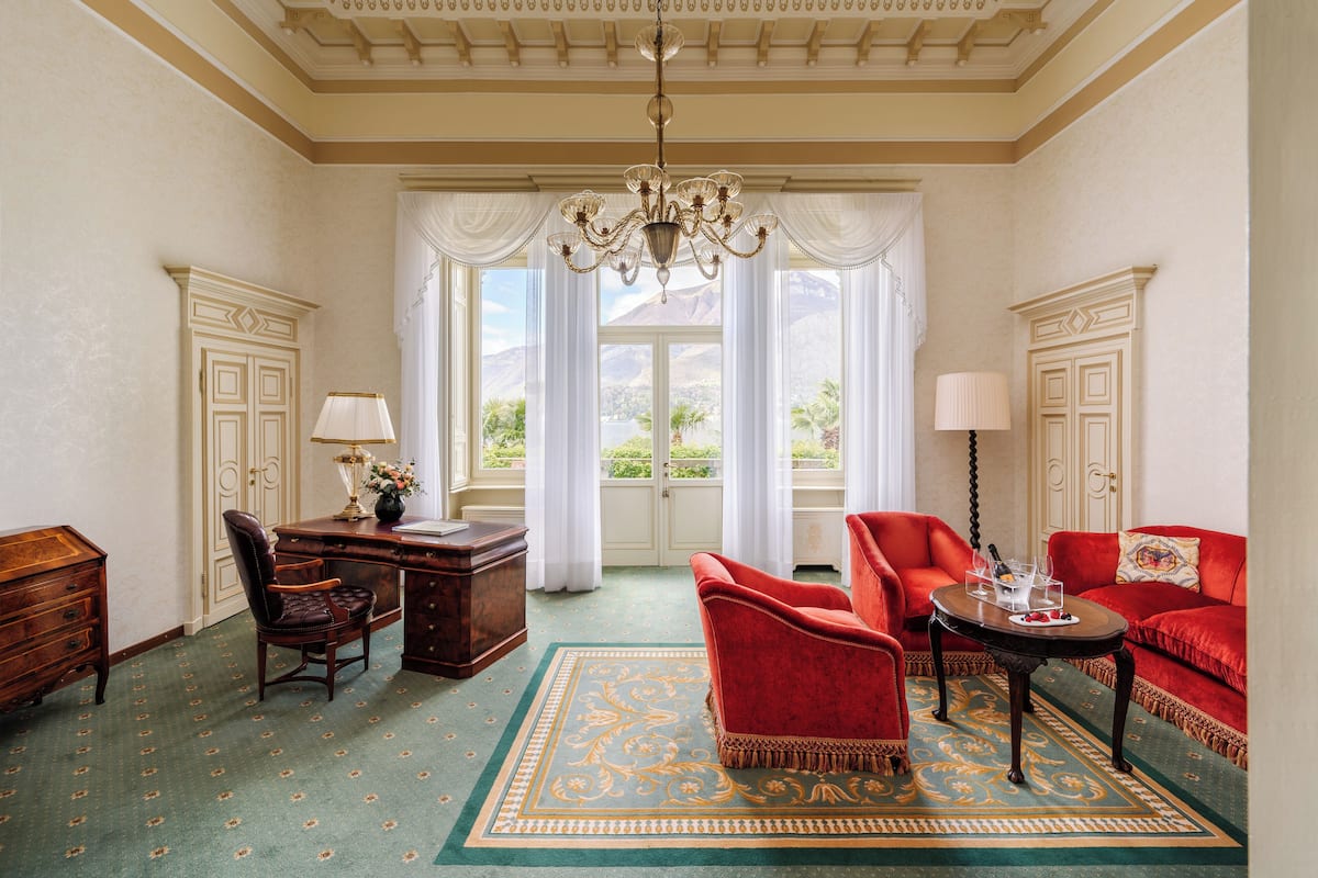 Suite, Lake View, Ground Floor (Helmut Newton) | Living area