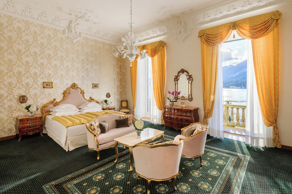 Room (Open Space Suite) | Premium bedding, down duvets, minibar, in-room safe