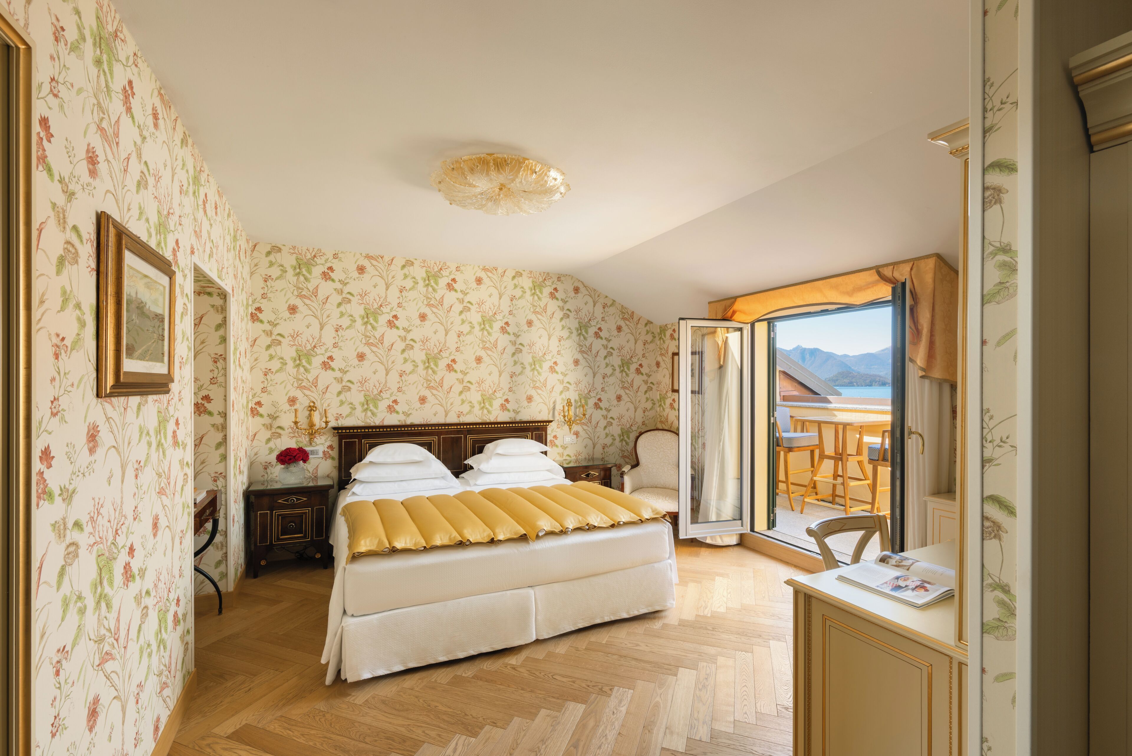 Literie de qualité supérieure, couette en duvet d'oie, minibar