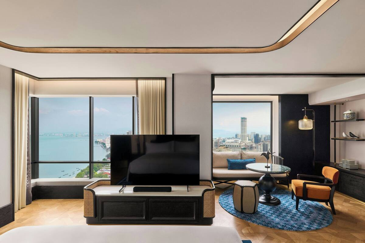 Suite Presidensial, 2 kamar tidur (View) | Minibar, brankas, meja kerja, dan tirai kedap cahaya