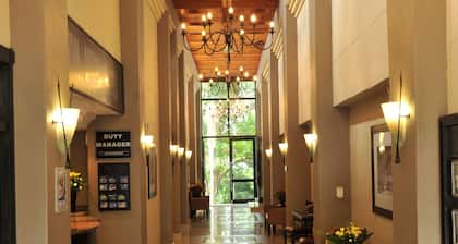 Safari Hotel & Convention Centre