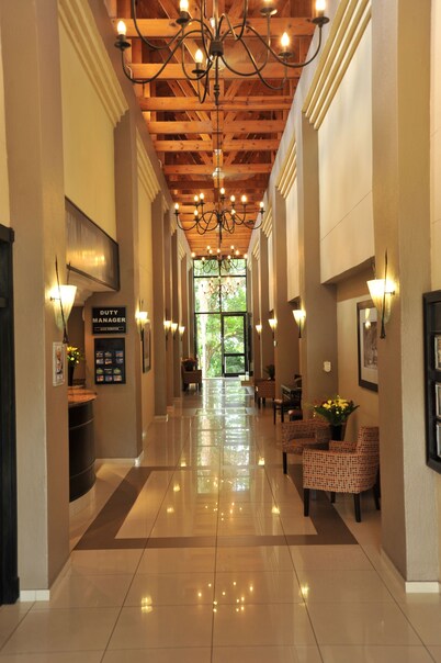 Safari Hotel & Convention Centre