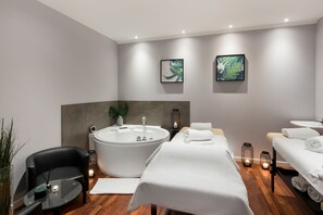 Couples treatment rooms, sauna, body treatments, deep-tissue massages