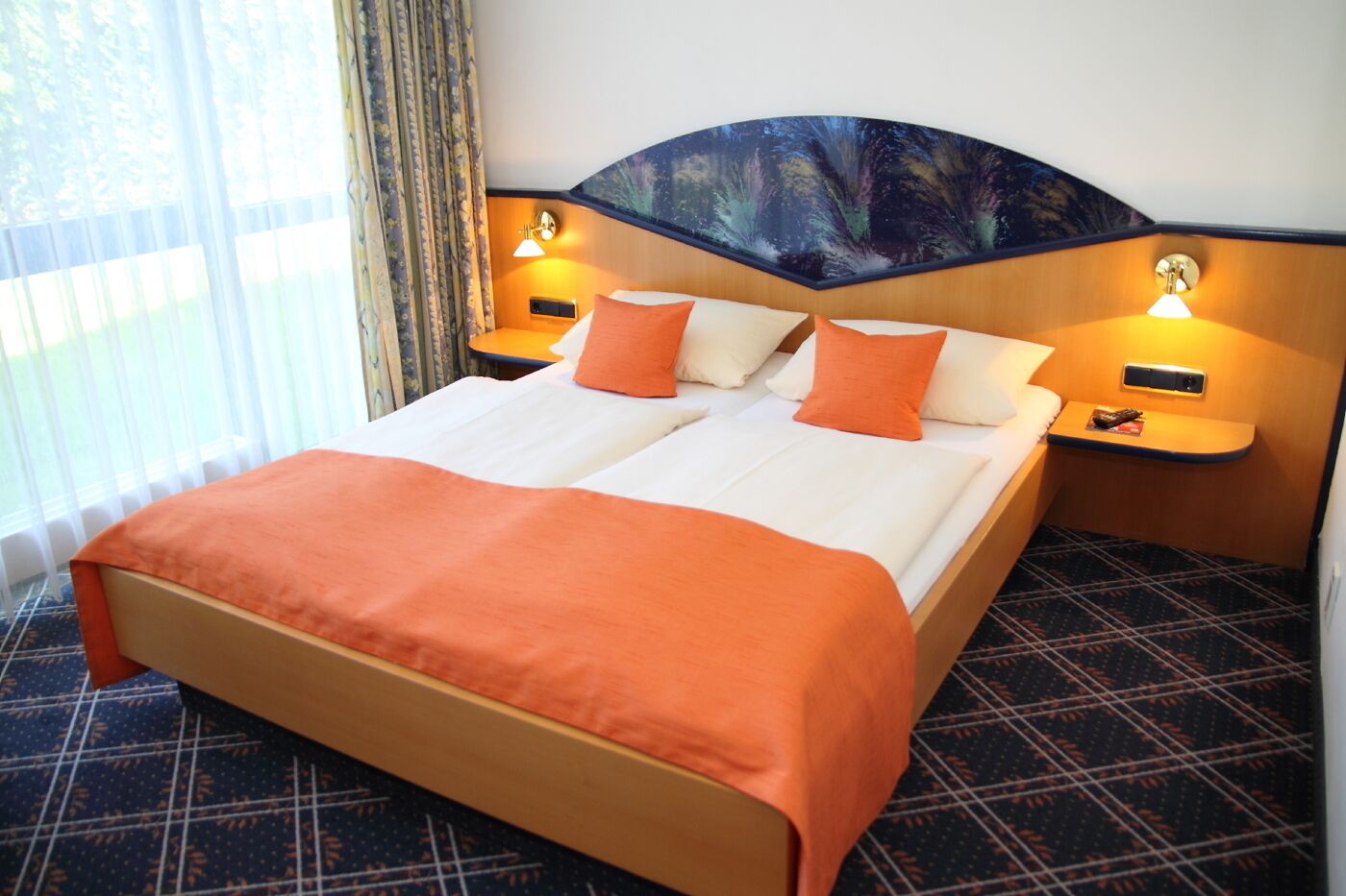 superior room, 1 double or 2 single beds | 1 bedroom, hypo-allergenic bedding, in-room safe, desk